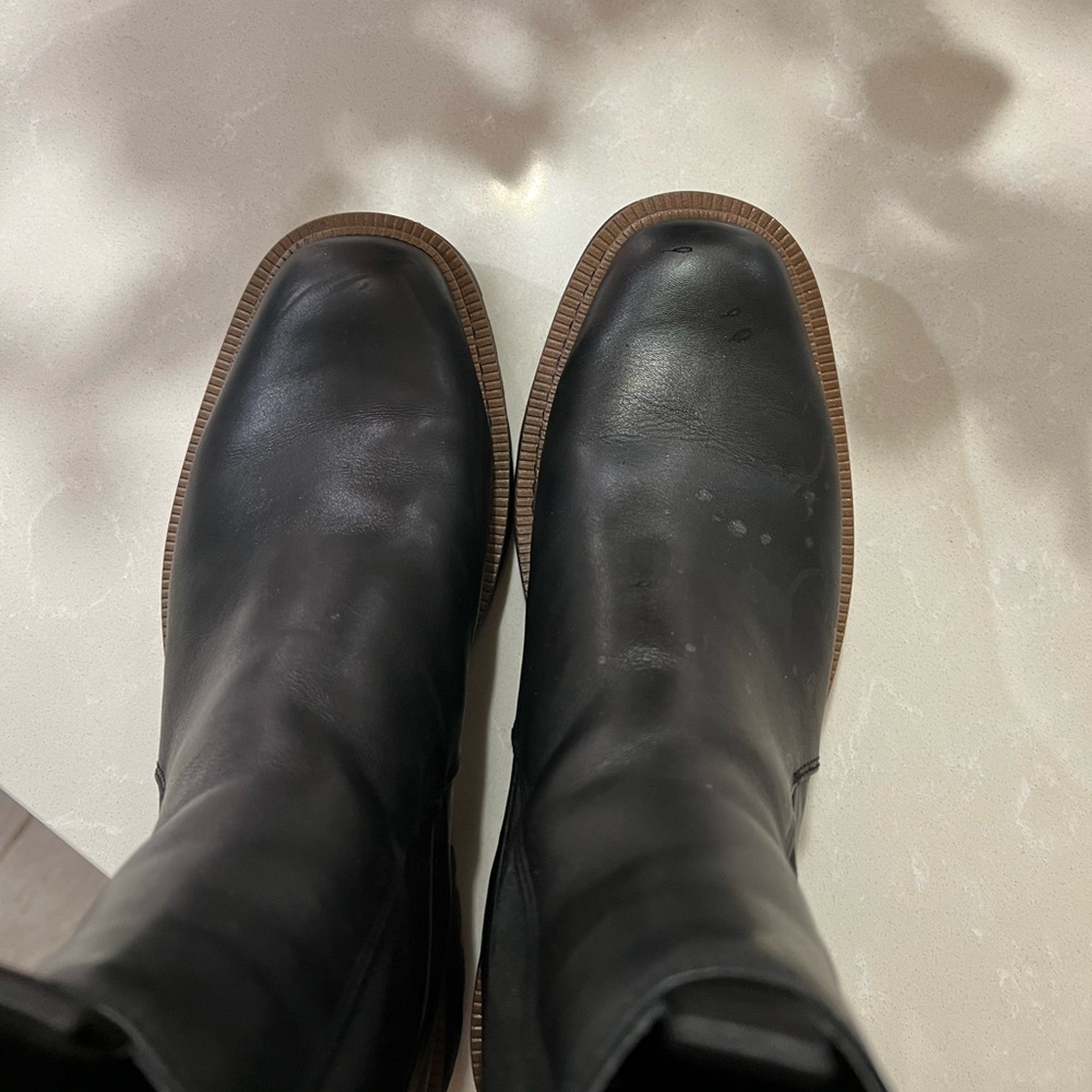 Sam Eldman Chelsea boot size 9